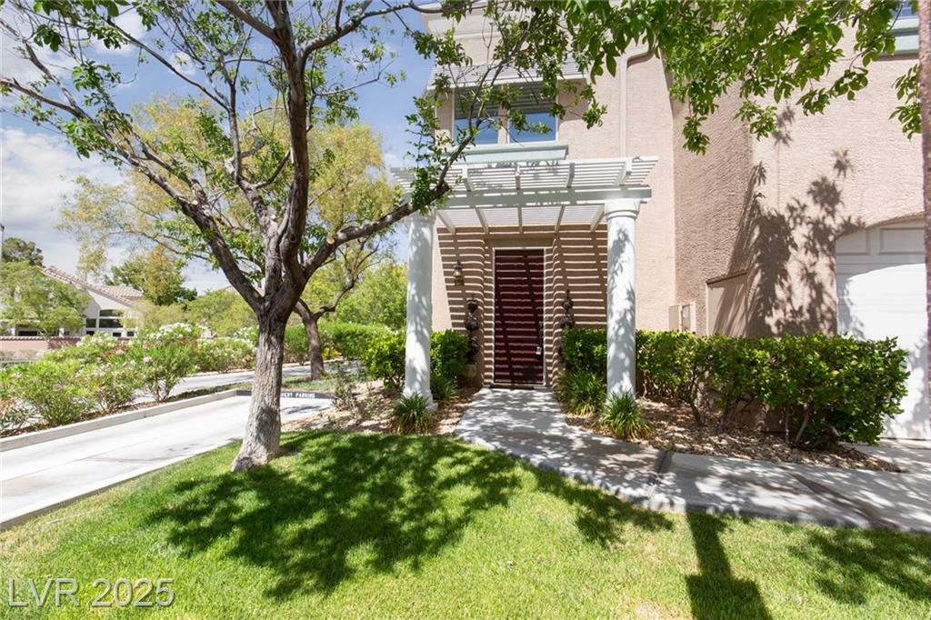 Property Photo: 808 Dana Hills Court 101 NV 89134