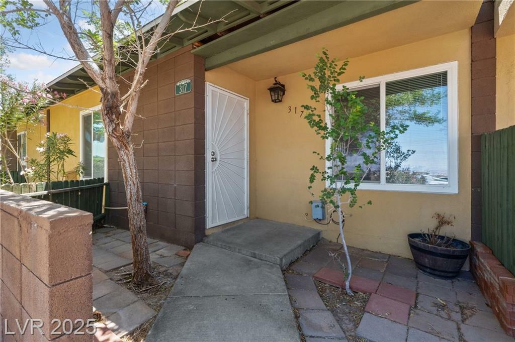 317 East Van Wagenen Street  Henderson NV 89015 photo
