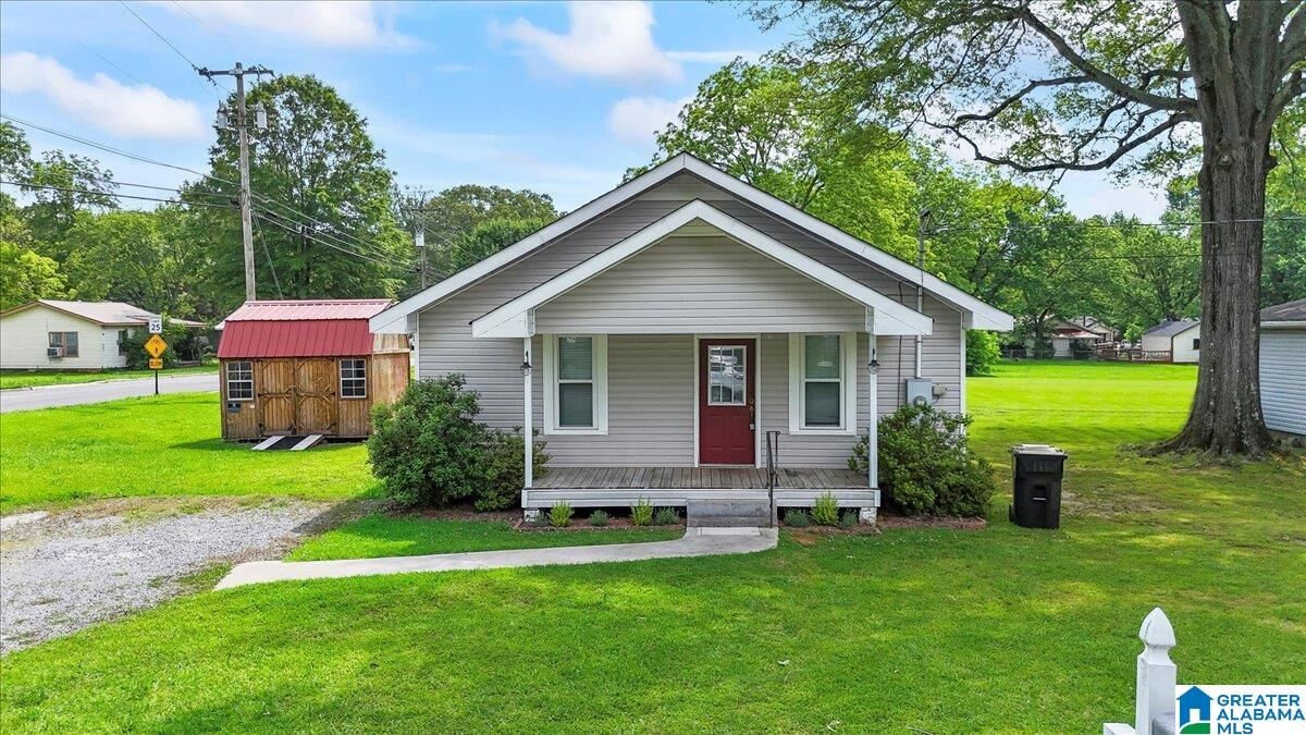 Property Photo: 114 NW Morgan Avenue AL 35055