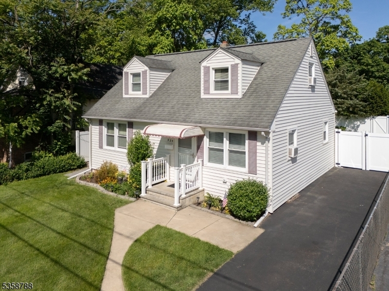 924 Haran Ave  Manville Boro NJ 08835 photo