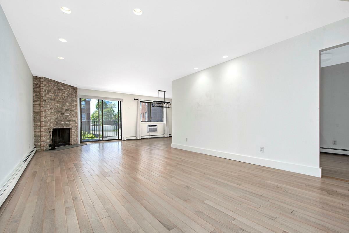 Property Photo: 107 N Broadway 201 NY 10603