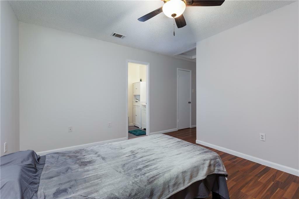 Property Photo: 6940 Pocahontas Drive AL 36618