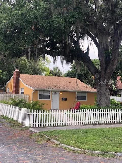 Property Photo: 345 21st Avenue S FL 33705