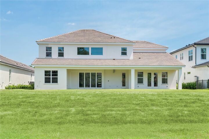 Property Photo: 6125 Village Edge Place FL 32771