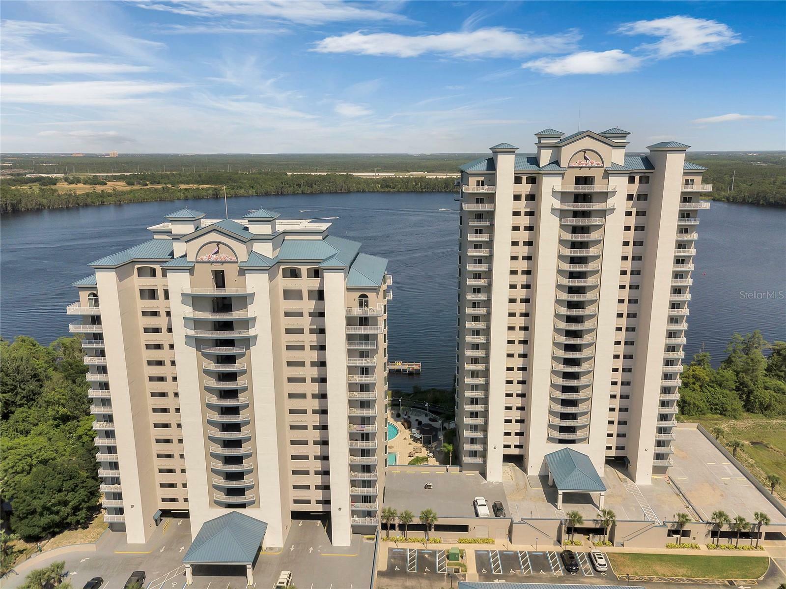 Property Photo: 13427 Blue Heron Beach Drive 2003 FL 32821