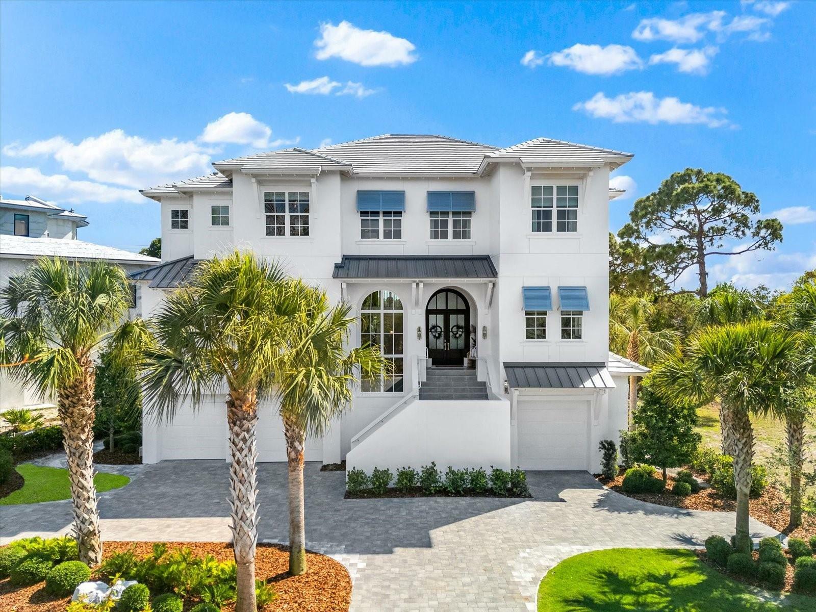 Property Photo: 885 Seaview Circle 20 FL 34681