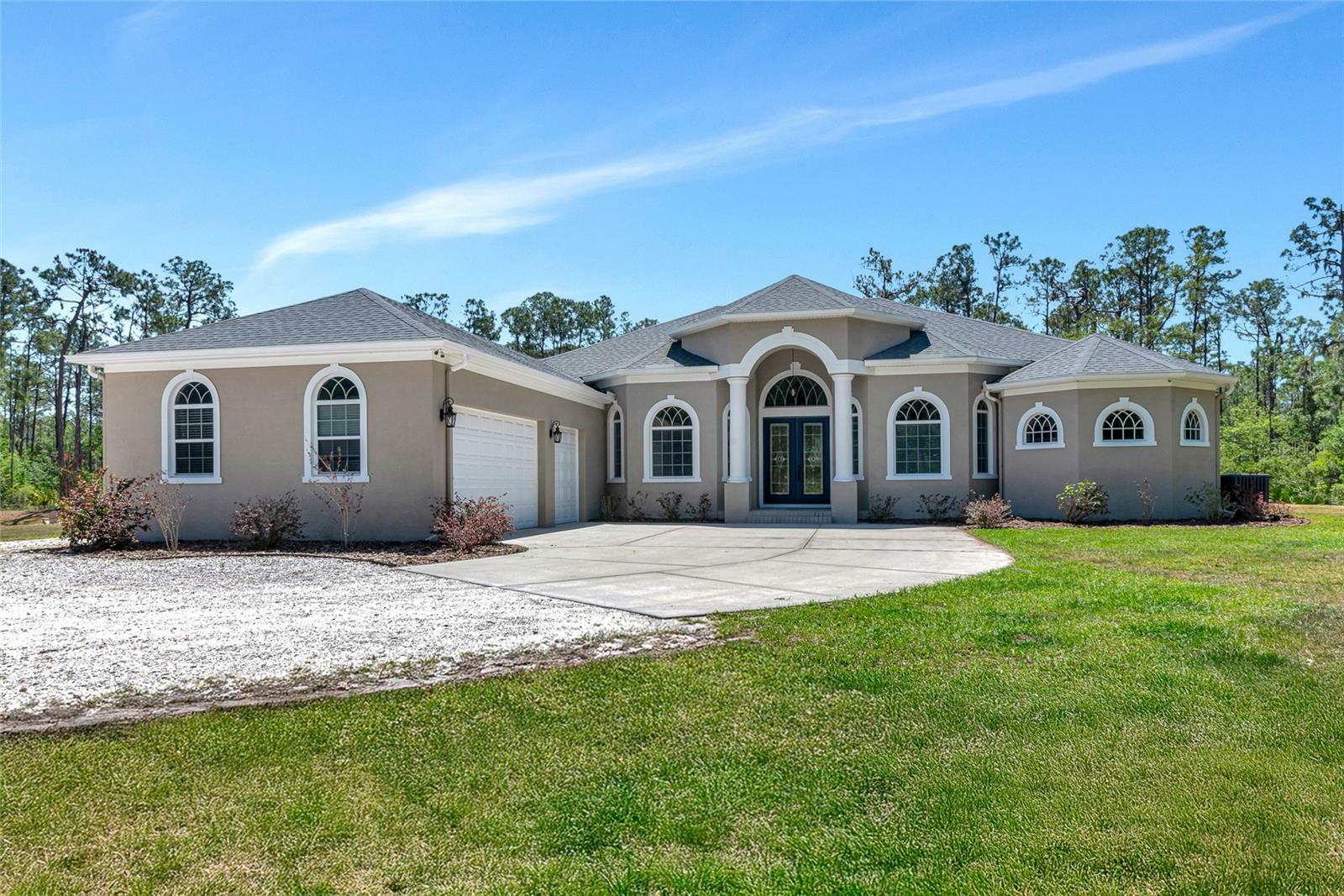 Property Photo: 6407 213th Street E FL 34211