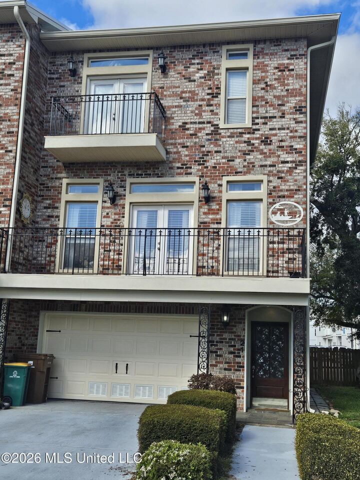 Property Photo:  21 Oak Alley Lane  MS 39560 