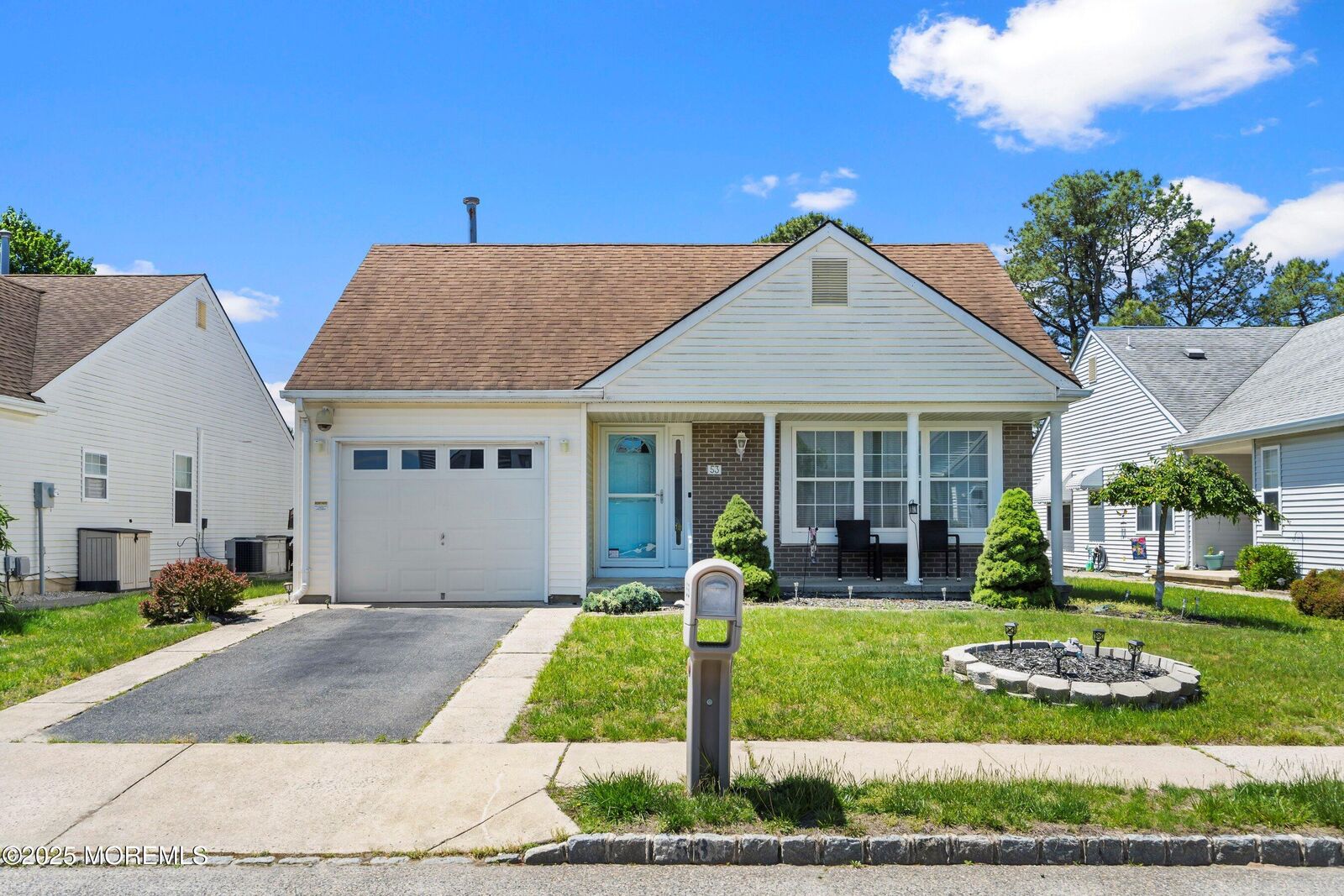Property Photo:  53 Stockport Drive  NJ 08757 