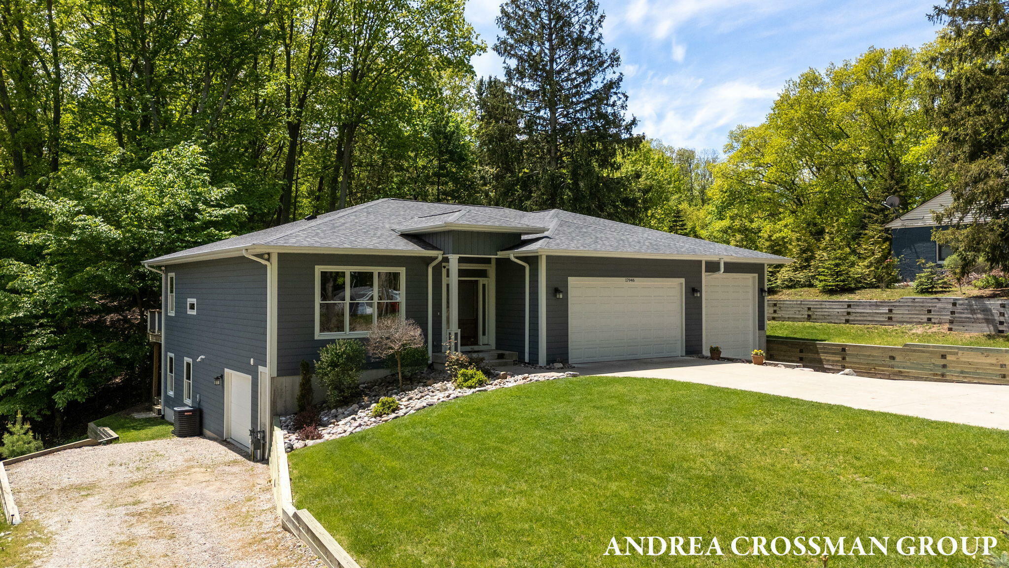 Property Photo: 17946 Robbins Road MI 49417
