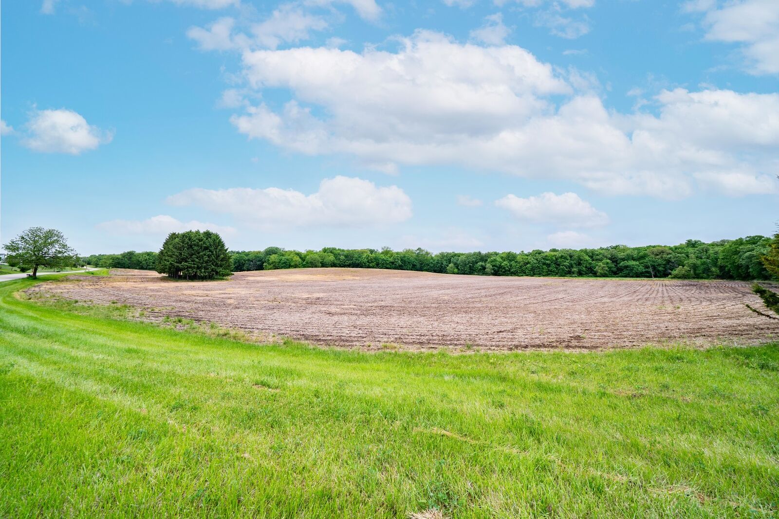 Property Photo: 10485 Legion Road IL 60560