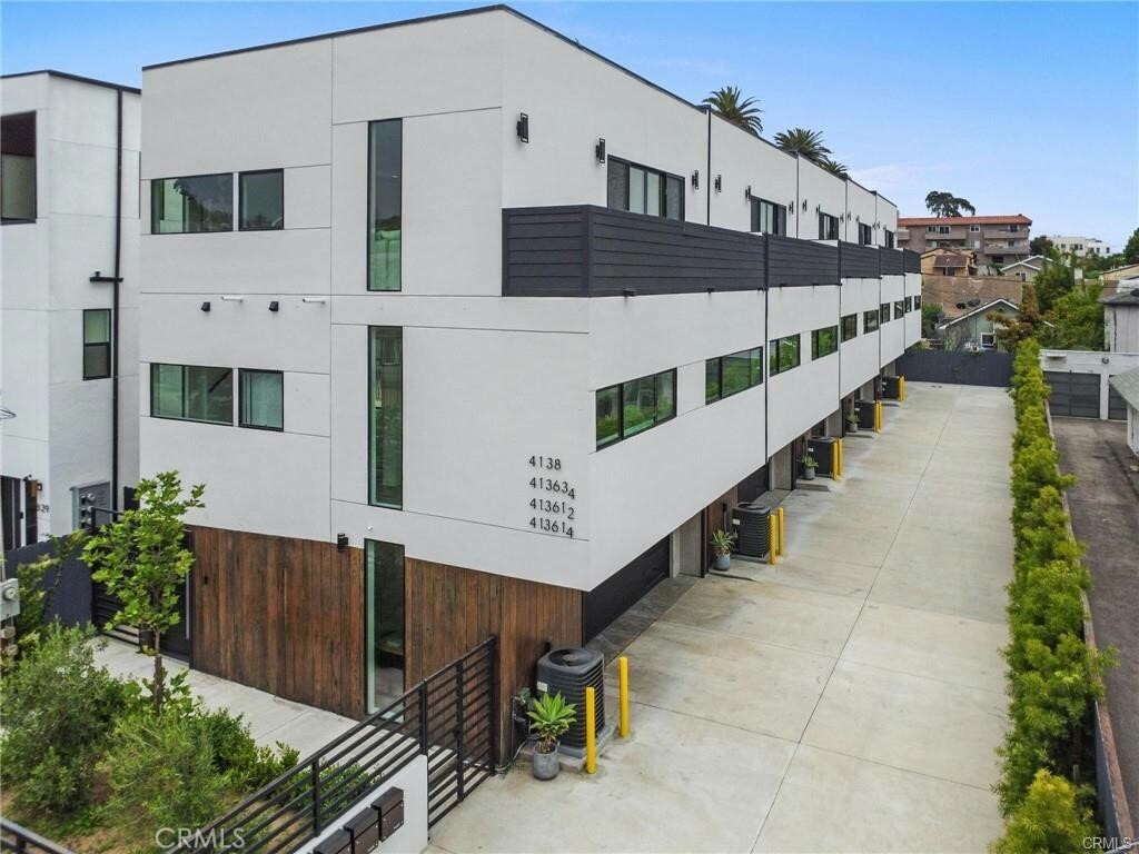 Property Photo:  4138 Normal Avenue  CA 90029 