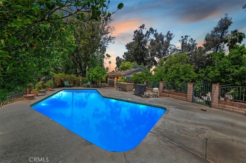 Property Photo: 8180 Victoria Avenue CA 92504
