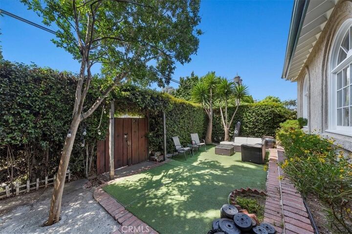 Property Photo: 6459 Lexington Avenue CA 90038
