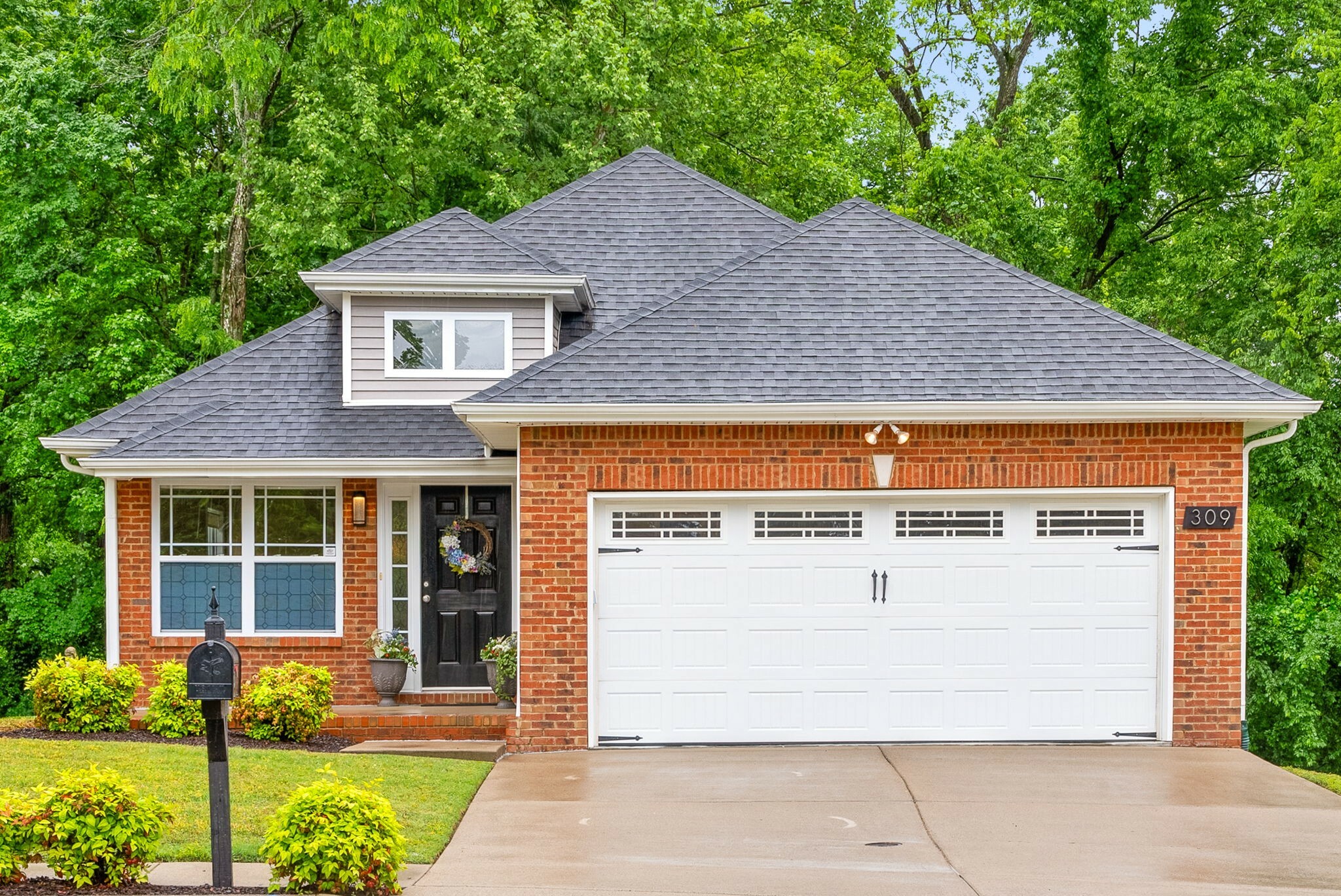 309 Birdsong Trc  Clarksville TN 37040 photo