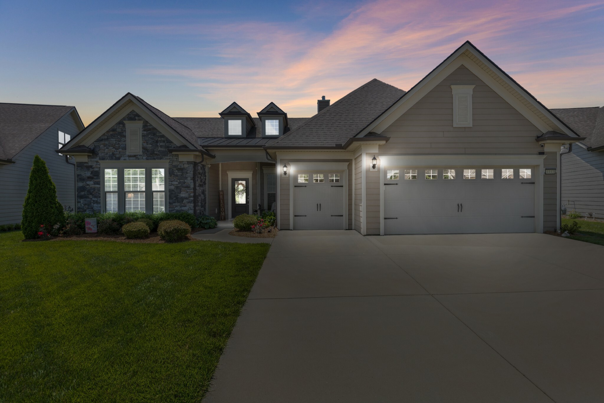 Property Photo: 1117 Davidson Walk TN 37174