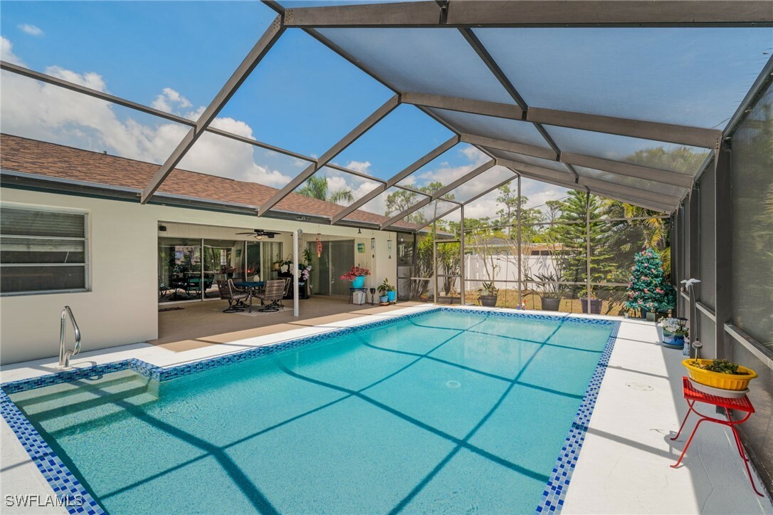 Property Photo: 2366 Flora Avenue FL 33907