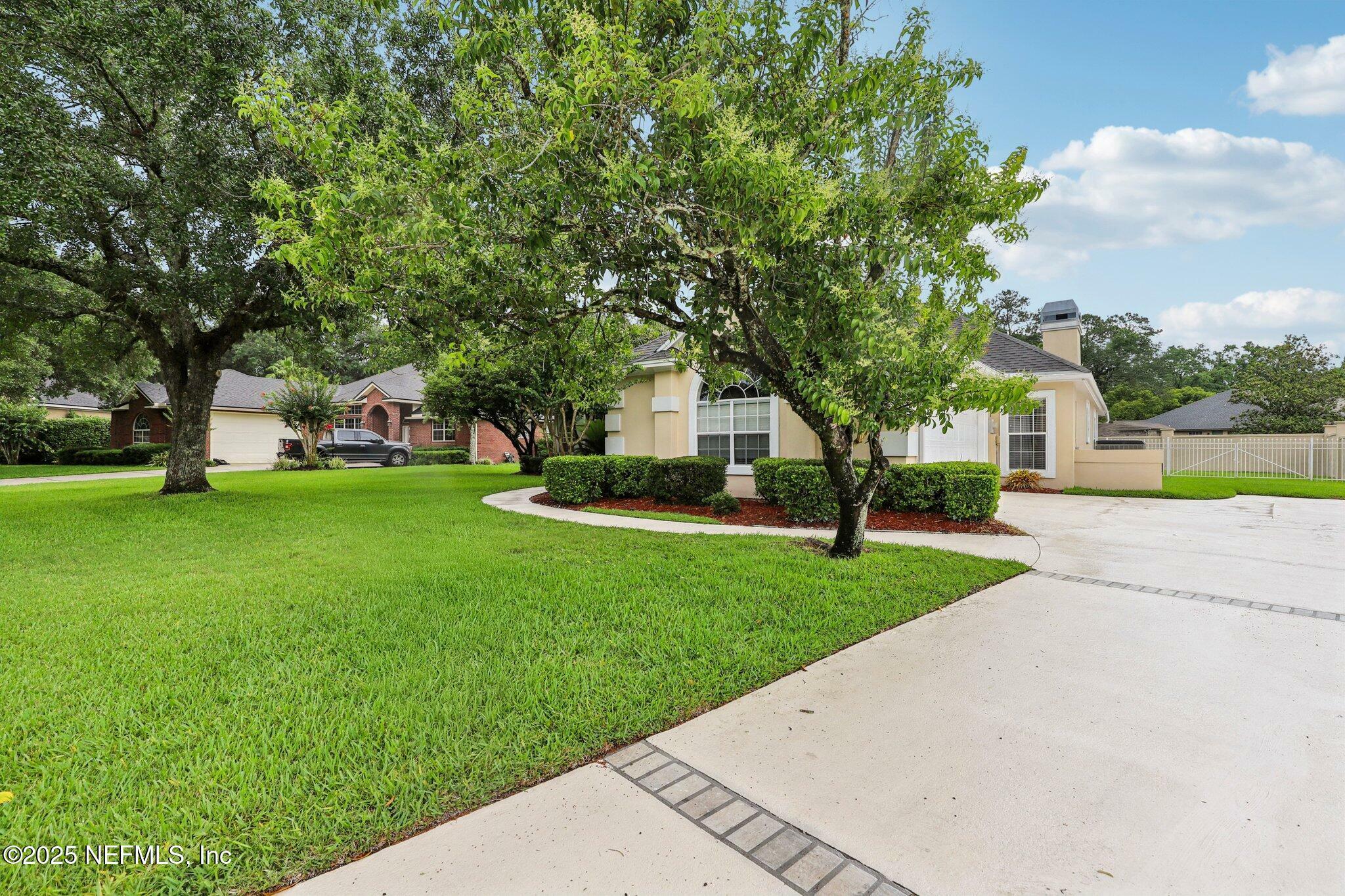 Property Photo: 641 Thornwood Lane FL 32073