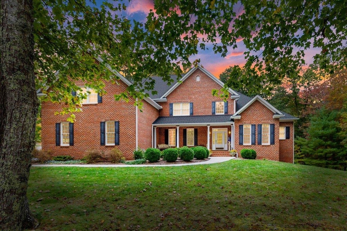 Property Photo: 901 Coalwood Way VA 24060