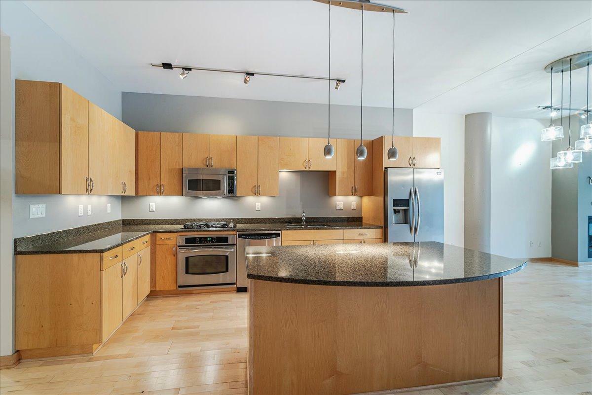 Property Photo: 401 2nd Street N 220 MN 55401