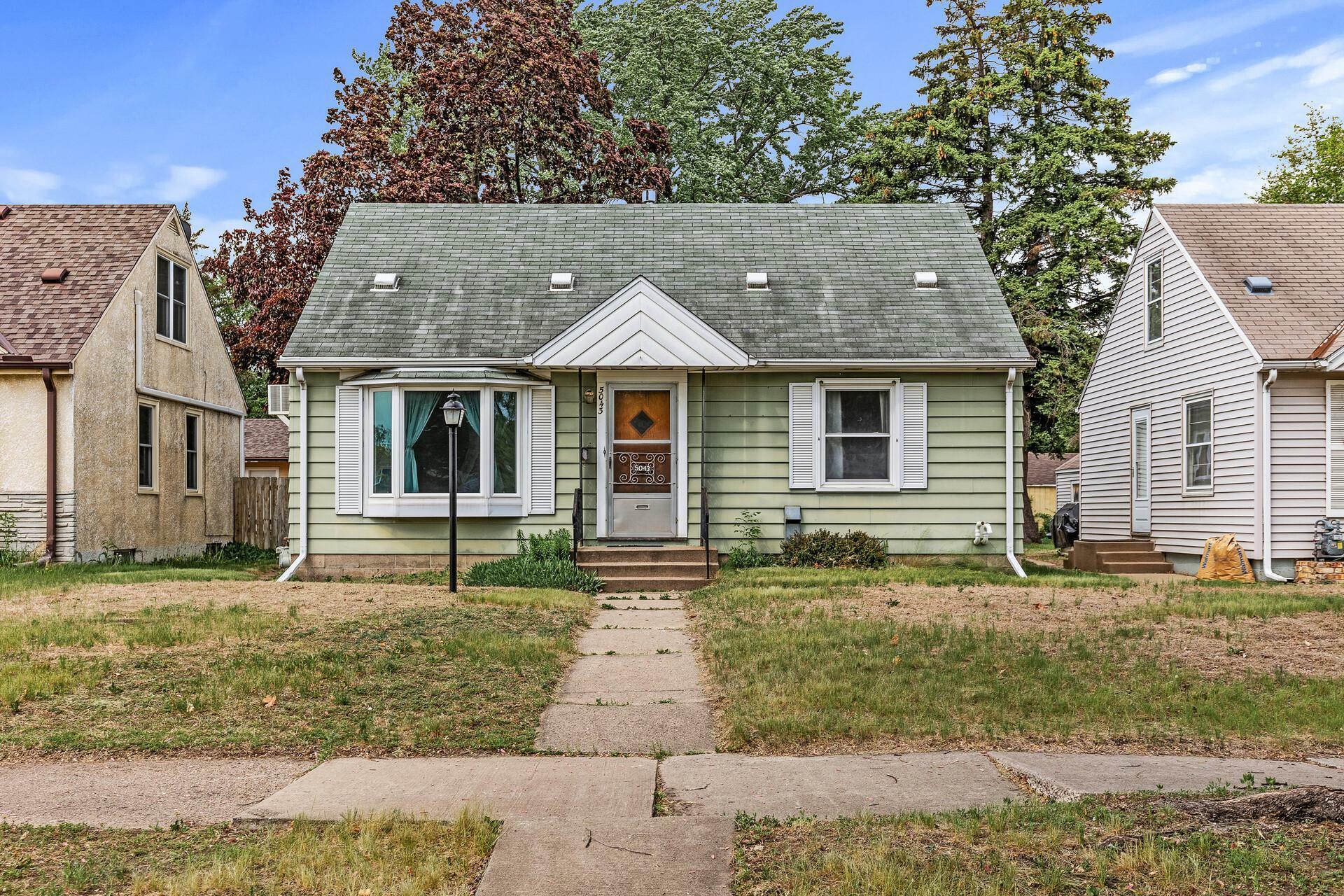 5043 Emerson Avenue N  Minneapolis MN 55430 photo