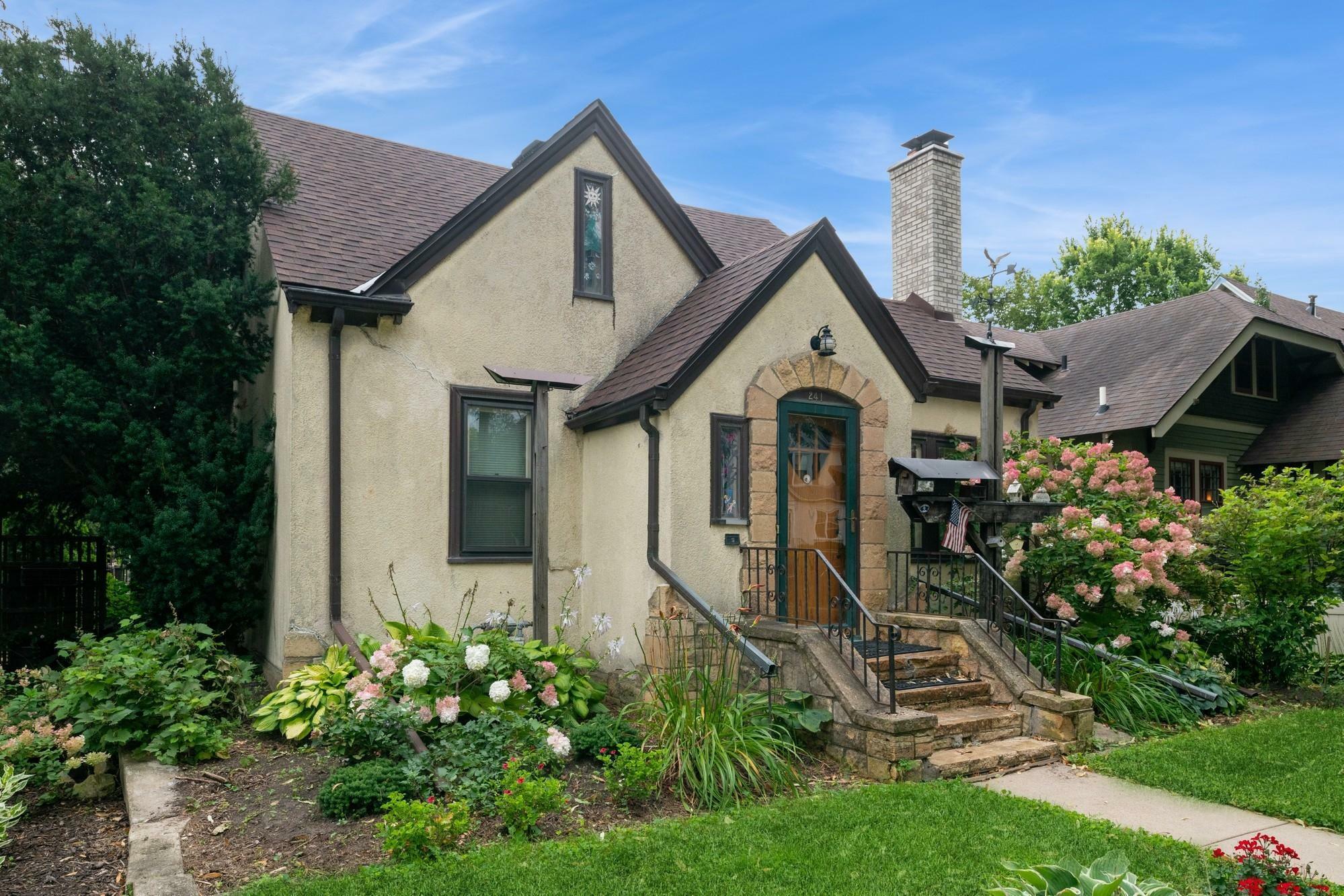 Property Photo: 241 Queen Avenue S MN 55405