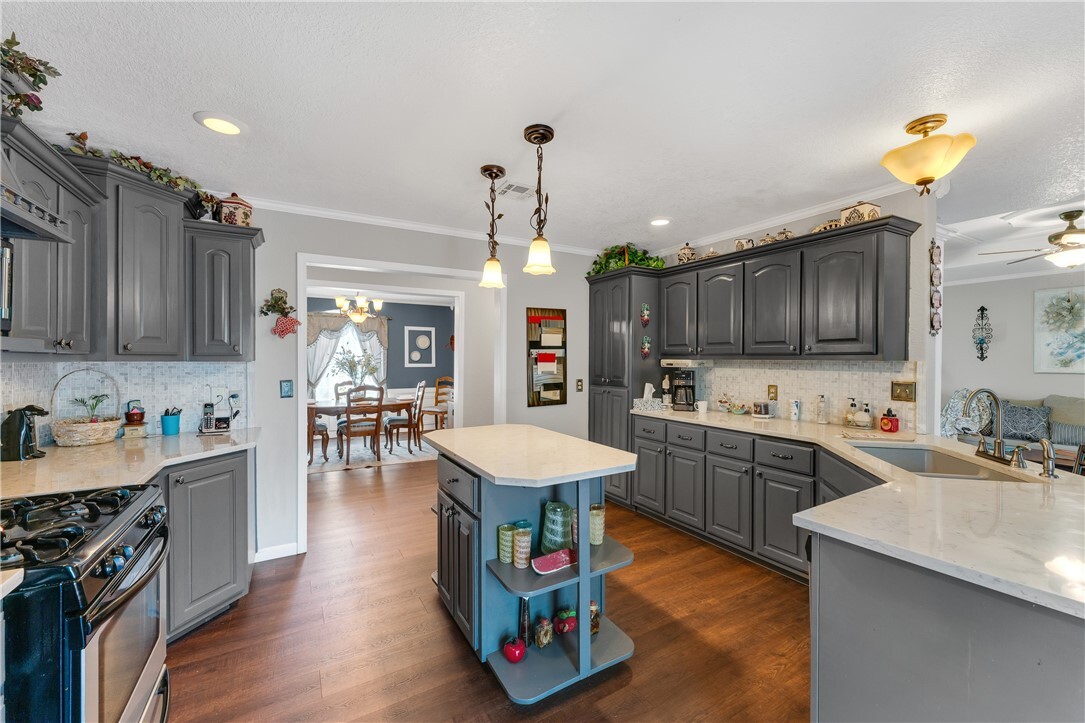 Property Photo: 1480 Dallas Street AR 72736