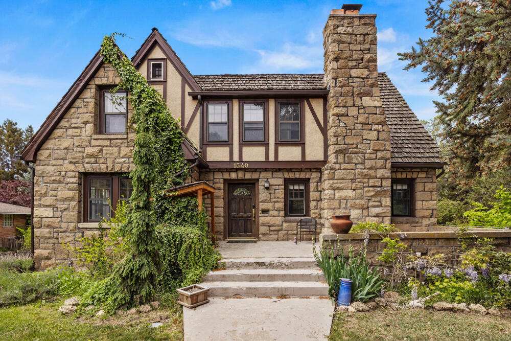 Property Photo:  1540 Pacific Terrace  OR 97601 