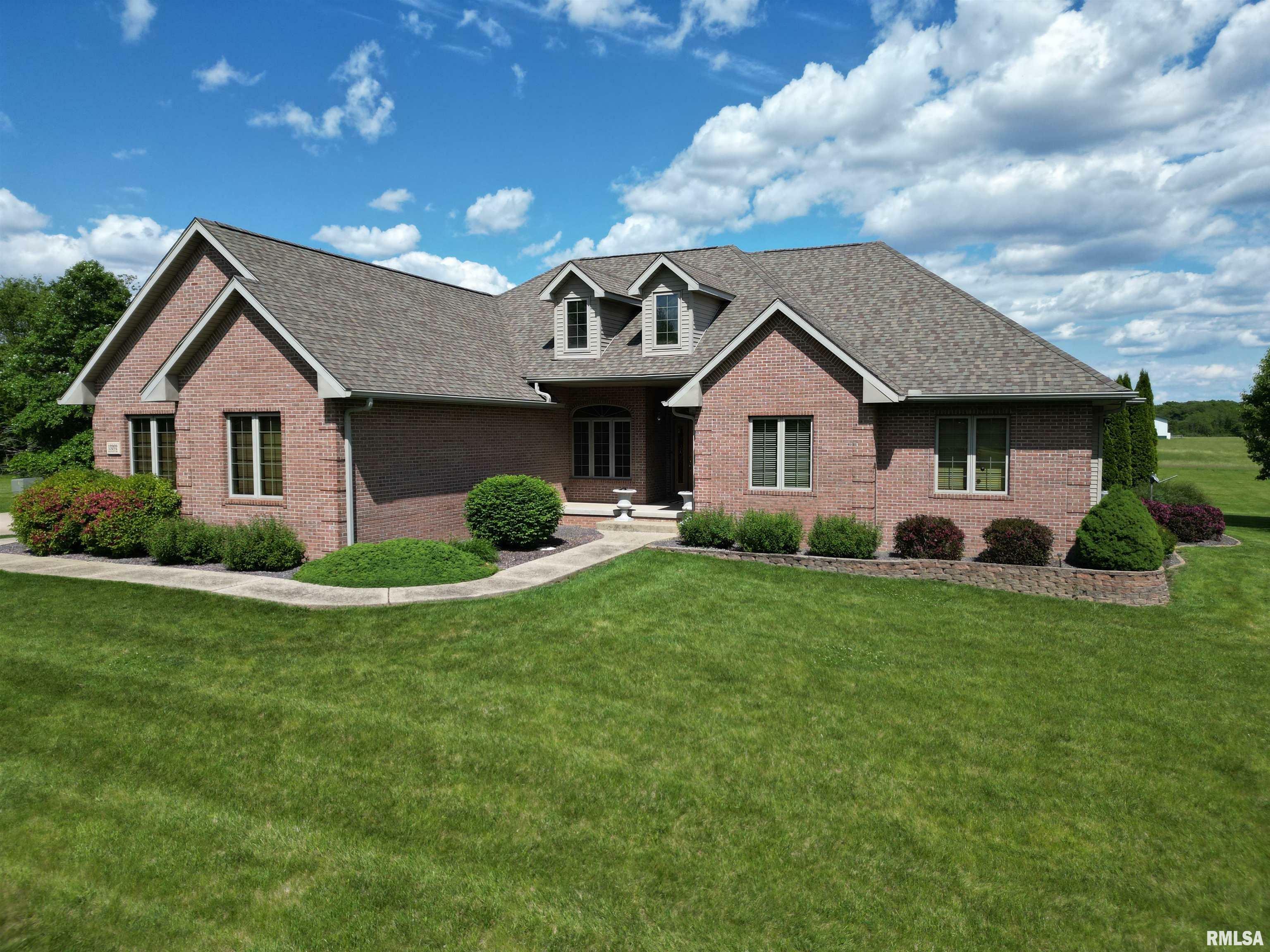 Property Photo: 13202 Kelstadt Road IL 61517