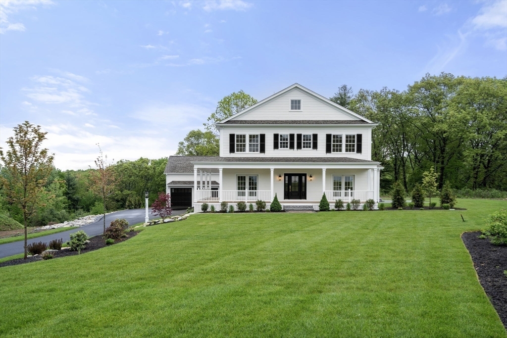 Property Photo: 131 Nobscot Dr MA 01701