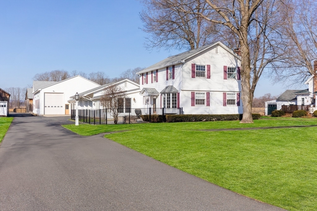 11 West St  Hadley MA 01035 photo