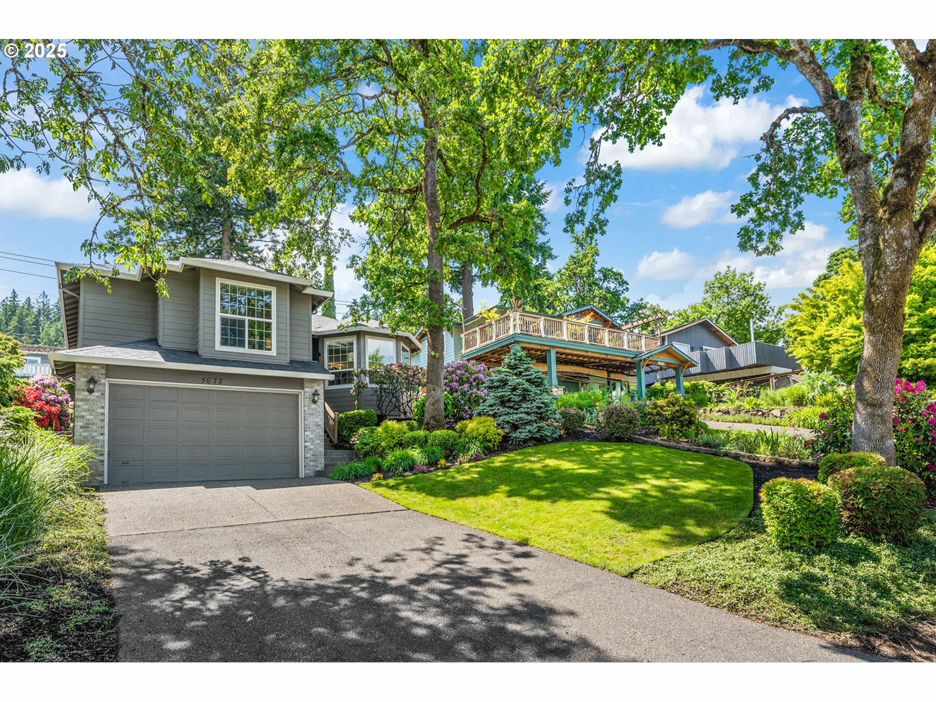 Property Photo: 5672 Broadway St OR 97068
