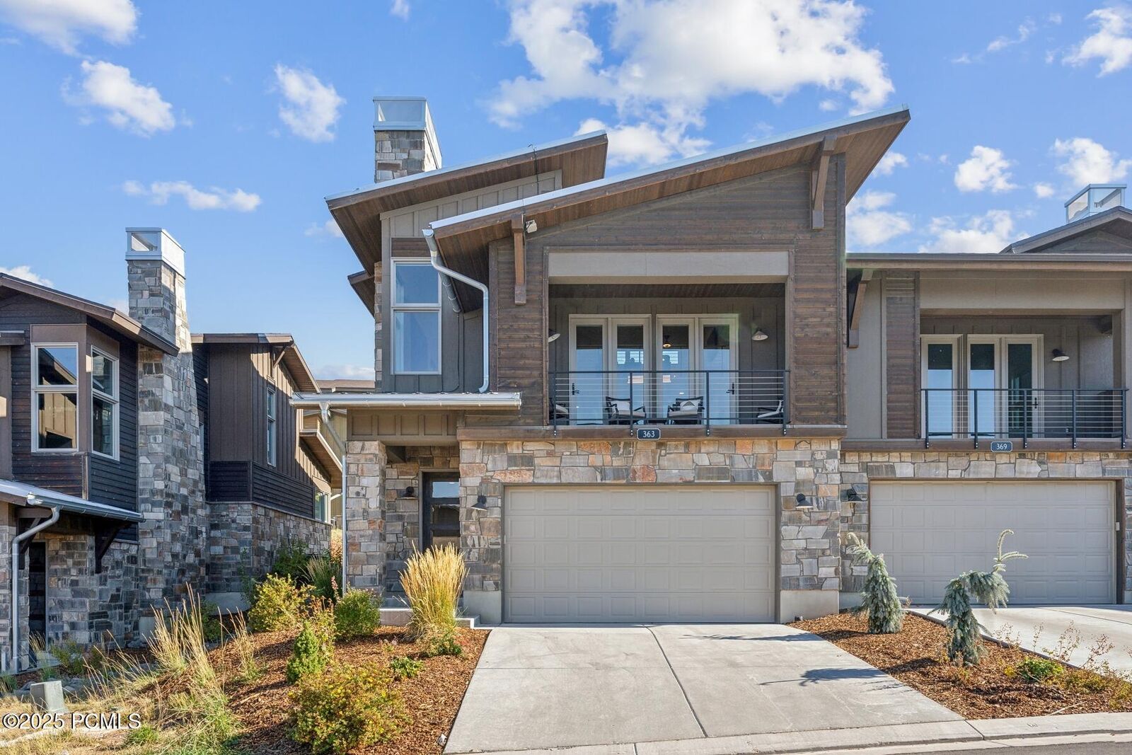 Property Photo: 363 E Overlook Loop UT 84036