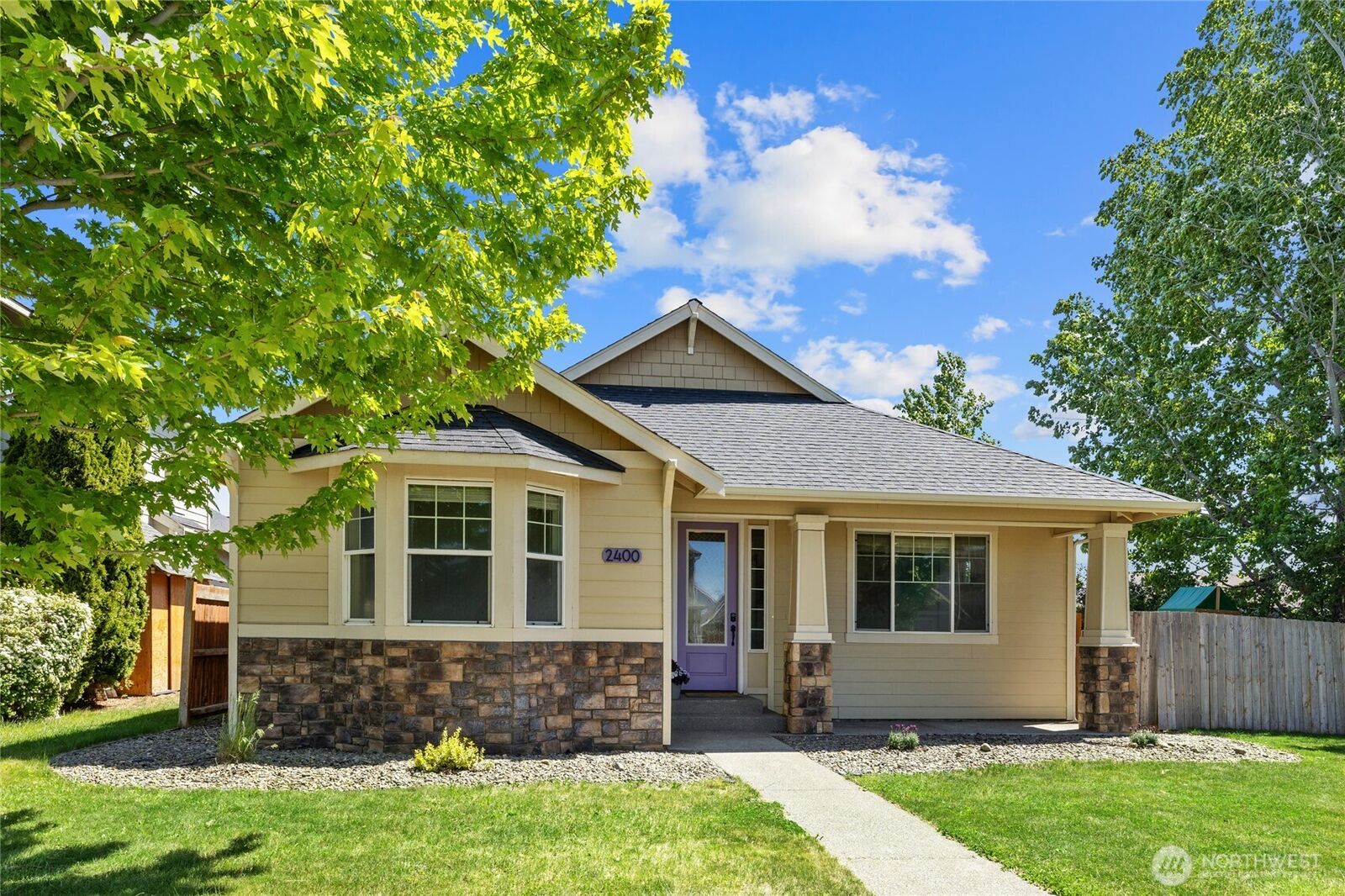 Property Photo: 2400 N Spar Lane WA 98926