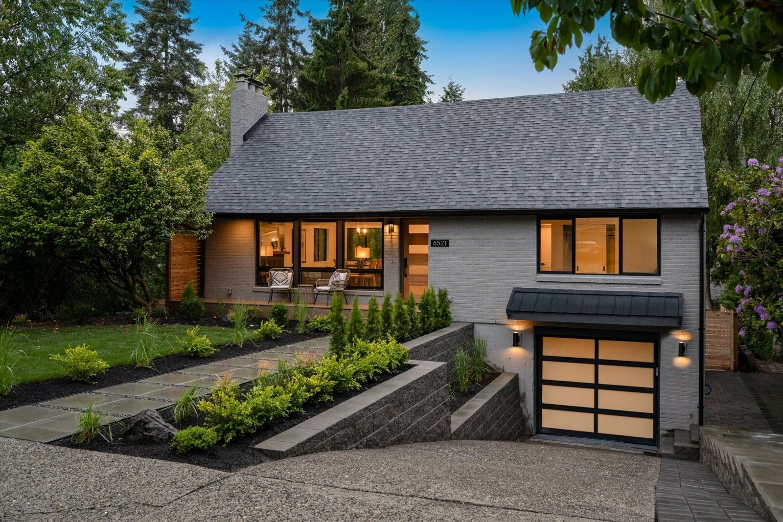6521  27th Avenue NE  Seattle WA 98115 photo