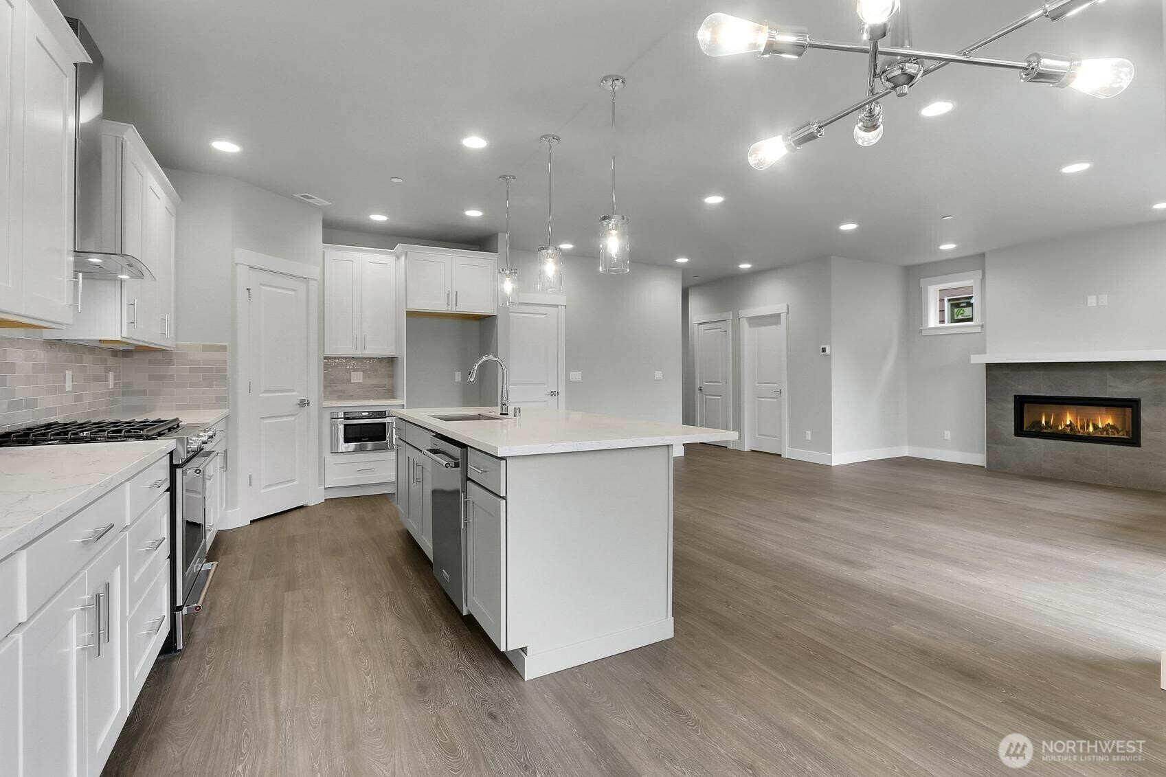 Property Photo: 14127 15th Avenue W WA 98087