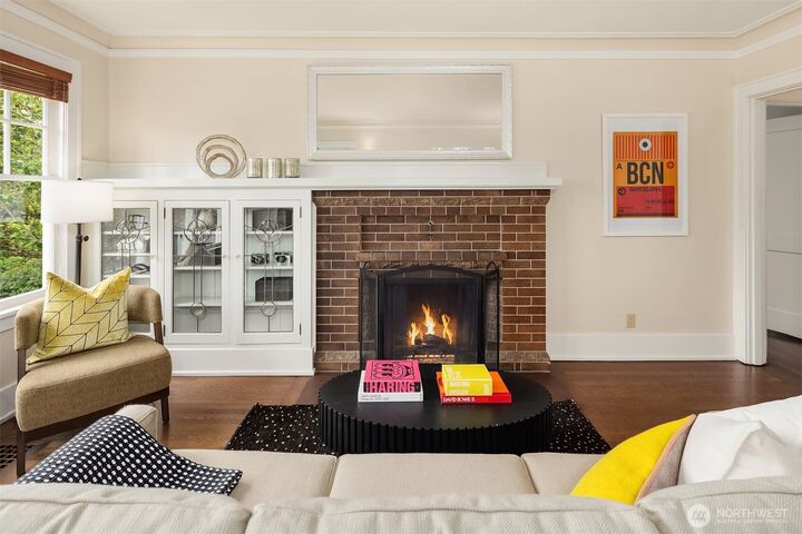 Property Photo:  4529  Eastern Avenue N  WA 98103 