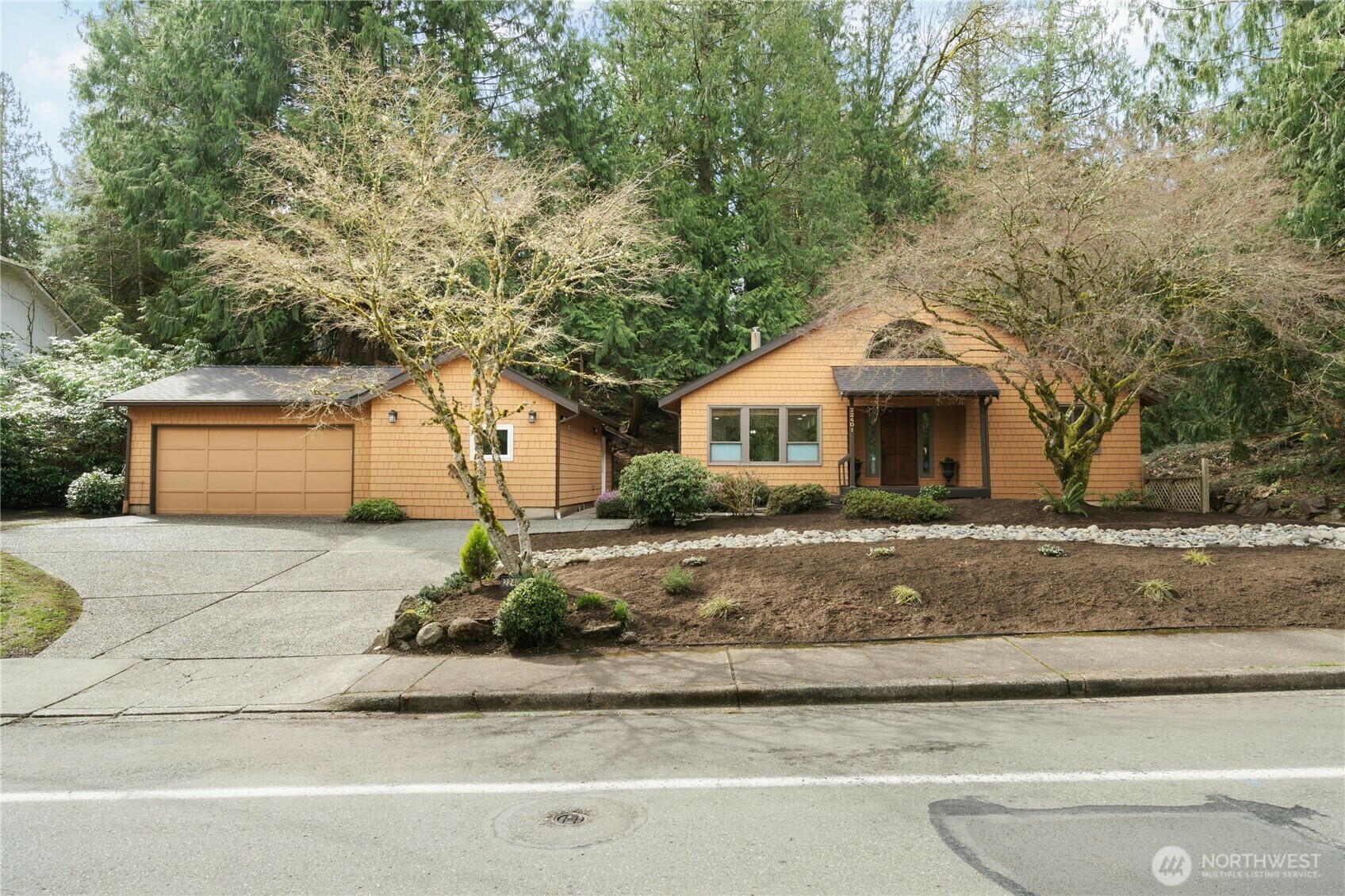 Property Photo: 22401 NE 14th Drive WA 98074
