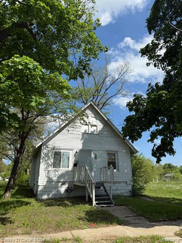 Property Photo: 15904 Muirland Street MI 48238