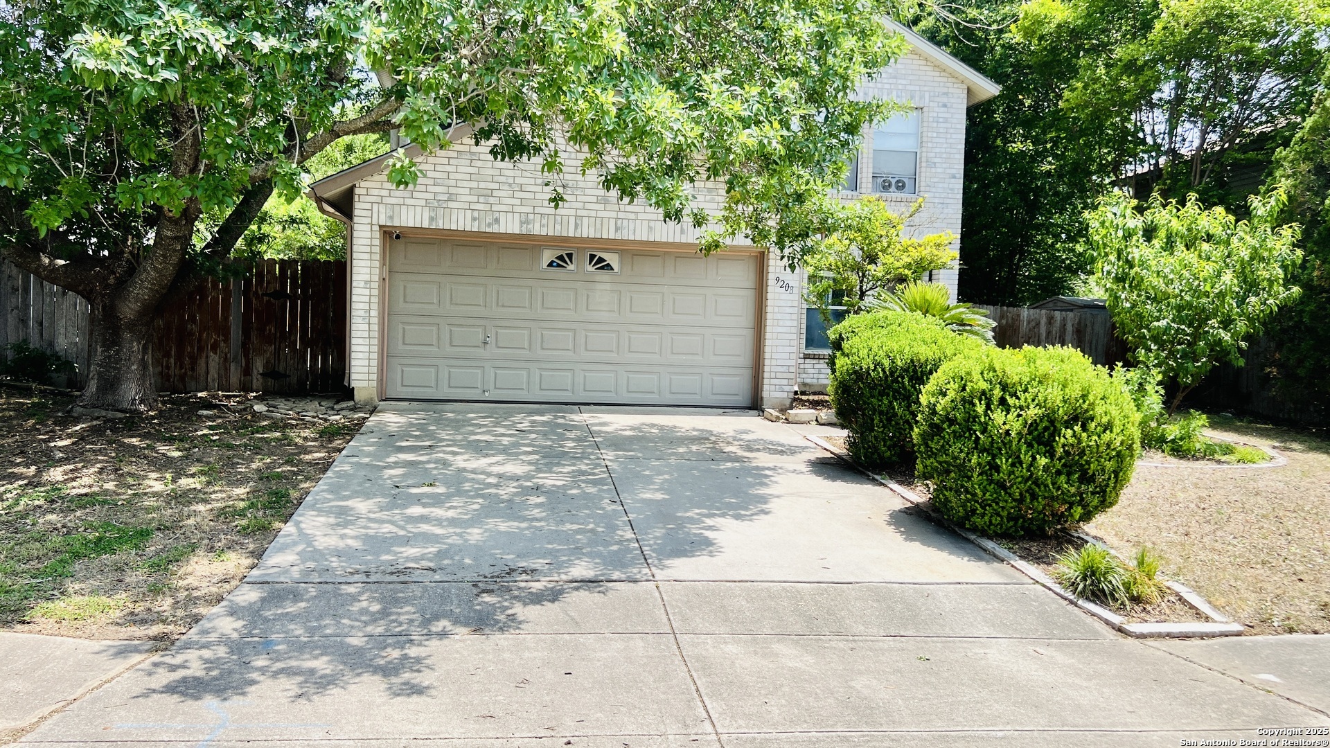 Property Photo: 9208 Bowen TX 78250