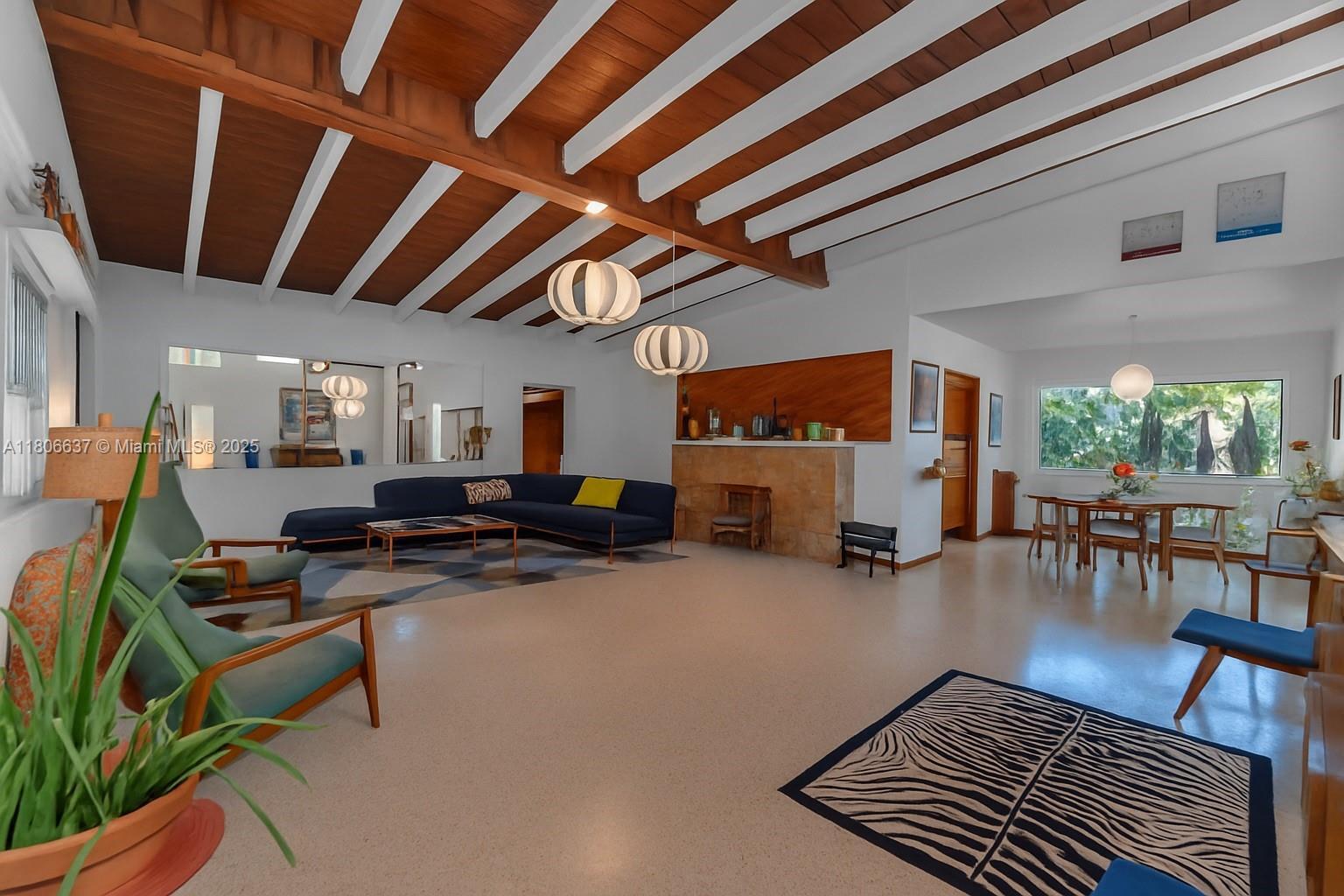 Property Photo: 1895 SW 25th St FL 33133