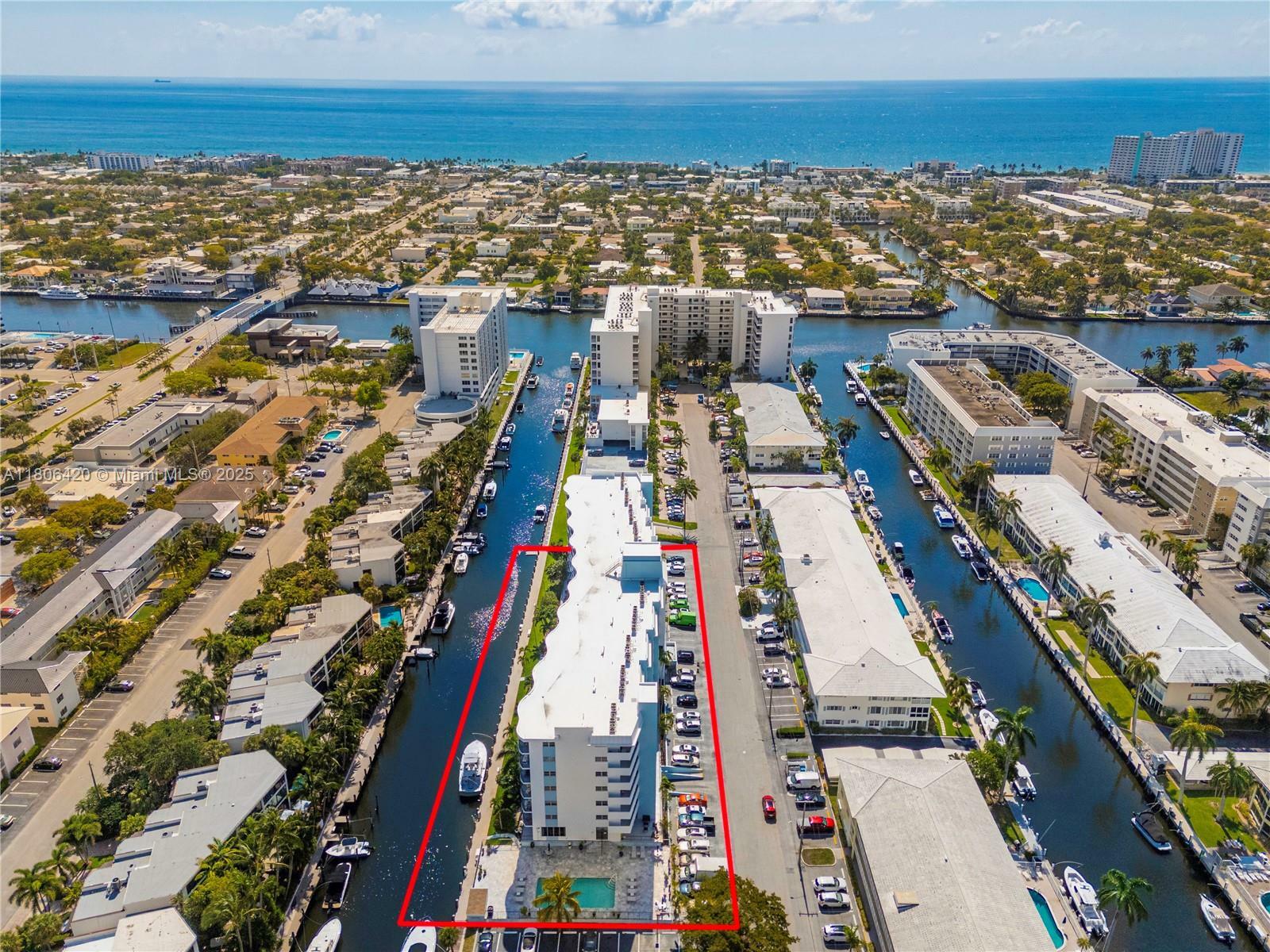 Property Photo: 3051 NE 48th St 604 FL 33308