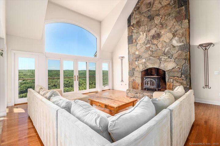 Property Photo:  12 Fox Run  CT 06784 