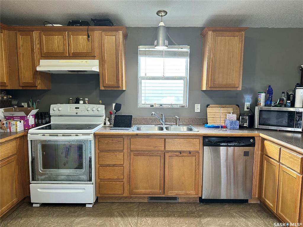 Photo de la propriété: 158 Prairie Sun Court SK S9H 3X6