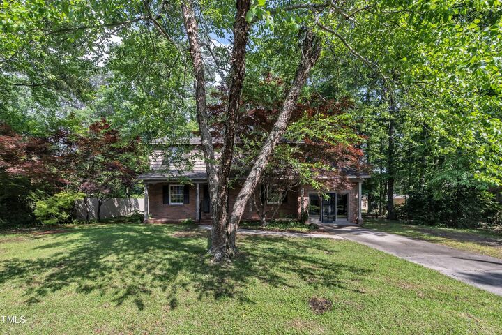 Property Photo:  1115 Chestnut Drive  NC 27577 
