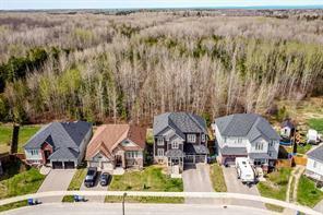 Property Photo:  215 Roy Drive  ON L0M 1S0 