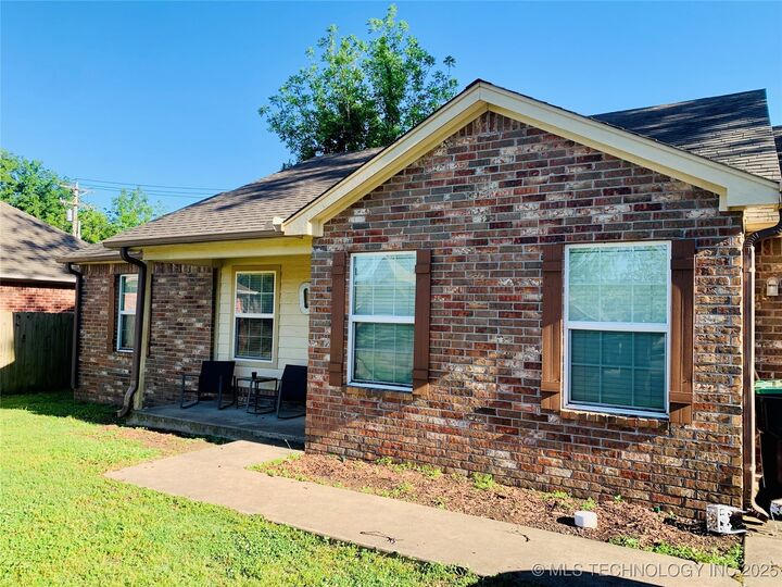 729 Meadows Circle  Tahlequah OK 74464 photo