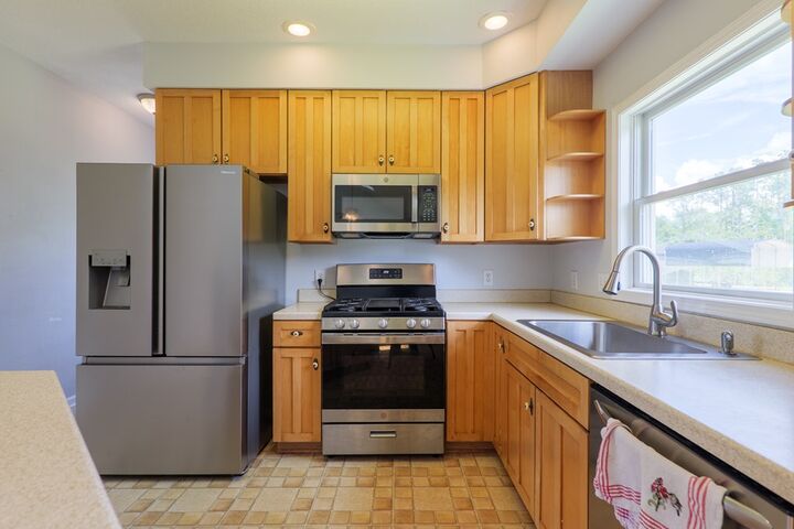 Property Photo:  2275 Old Coffee Rd  GA 31625 