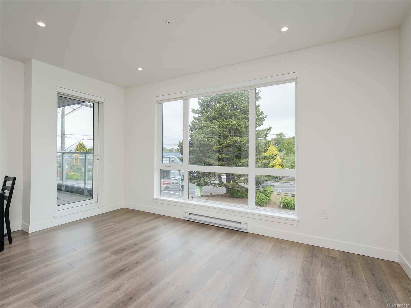 Property Photo: 1301 Hillside Ave 307 BC V8T 0E3