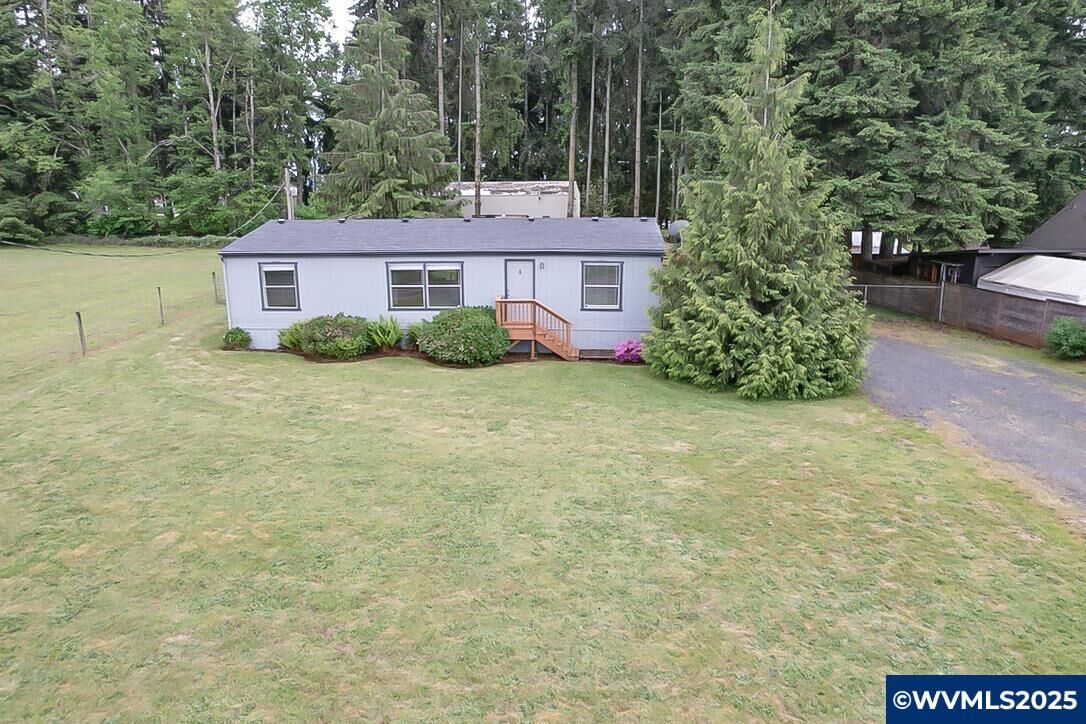 Property Photo:  15172 Fern Ridge Rd SE  OR 97383 
